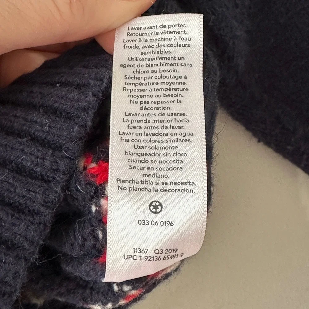 OshKosh B'gosh Kids Navy Red Snowflake Fair Isle Cardigan‎ Sweater 3T